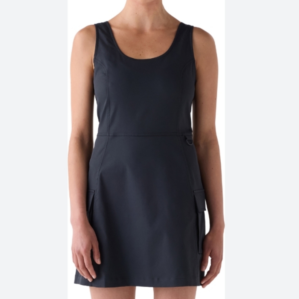 OUTDOOR VOICES black mini hiking dress with shorts - size large